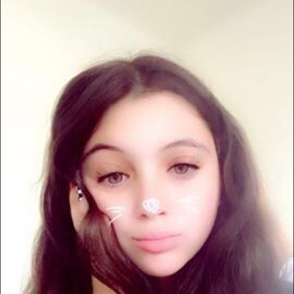 Meet your Posher, Eva